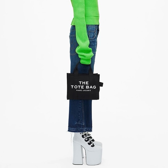 Marc Jacobs Black Crossbody Tote Bag - Picture 10 of 15